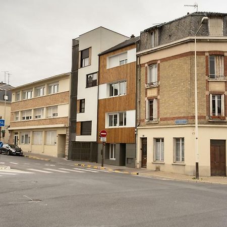 Appartement Au Pied De La Cathedrale Reims Eksteriør bilde