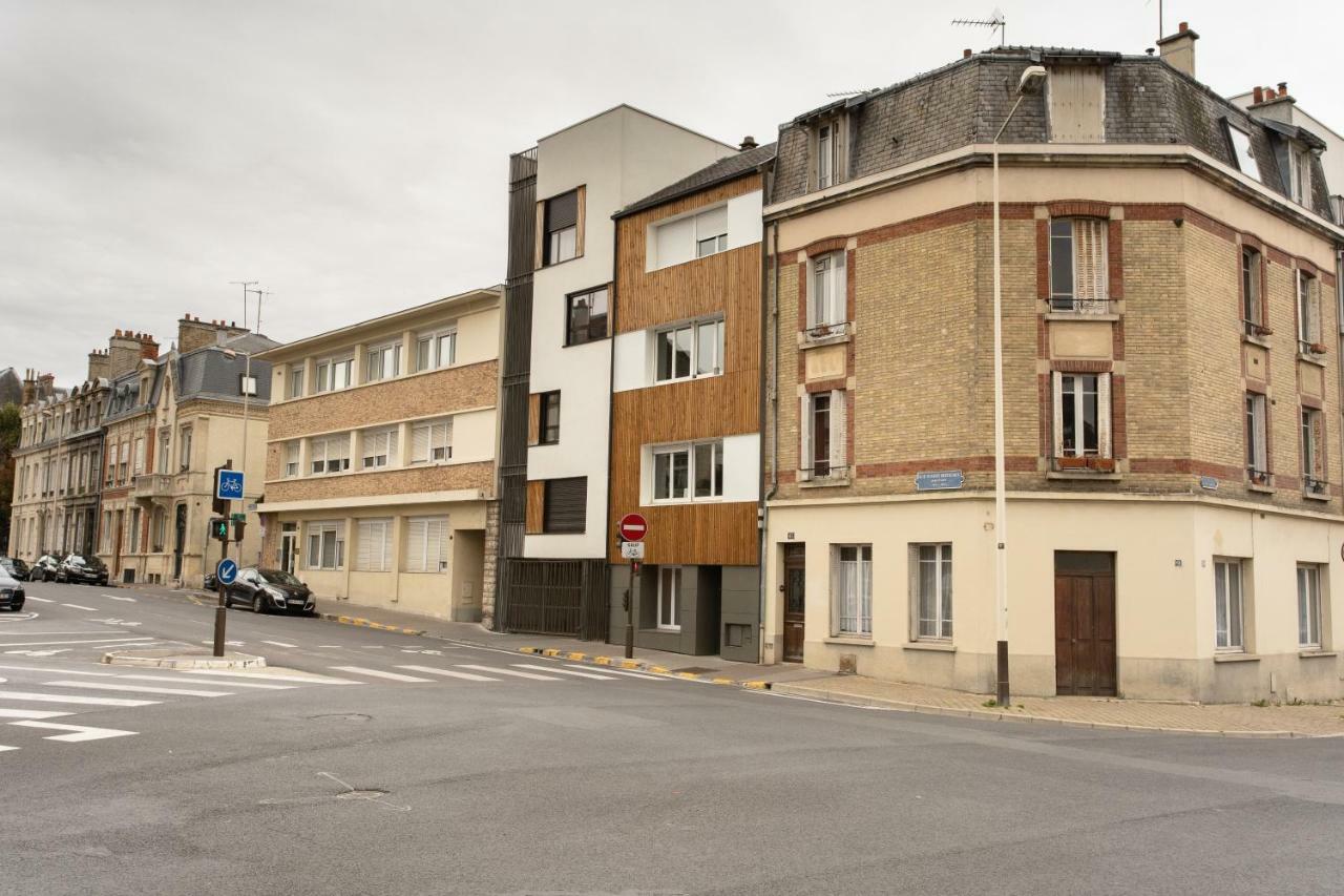 Appartement Au Pied De La Cathedrale Reims Eksteriør bilde